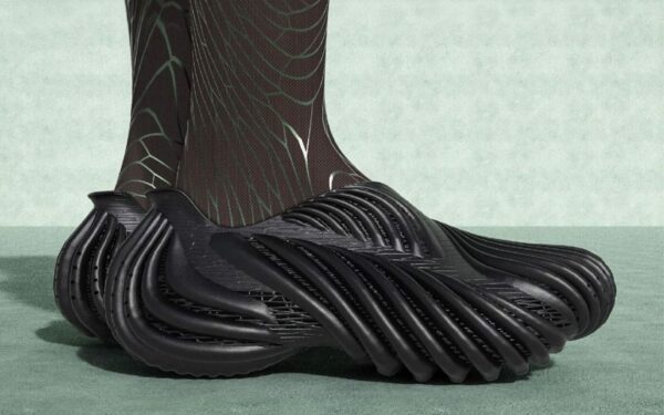 ALIVEFORM Launches ARMIS 3D Printed Shoe Collection